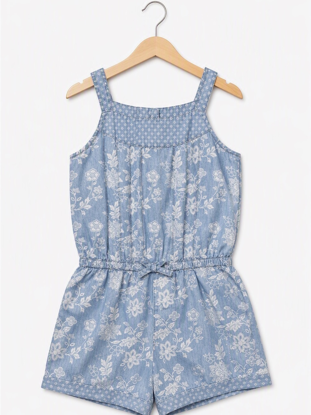 Juicy Couture Light Wash Chambray Floral Medallion Shortall Overalls Medium 7/8